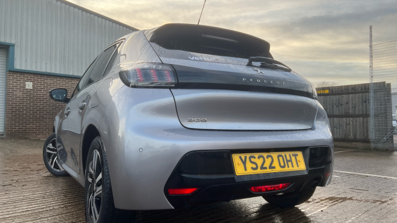 Peugeot 208 1.2 PureTech 100 Allure Premium 5dr Petrol Hatchback